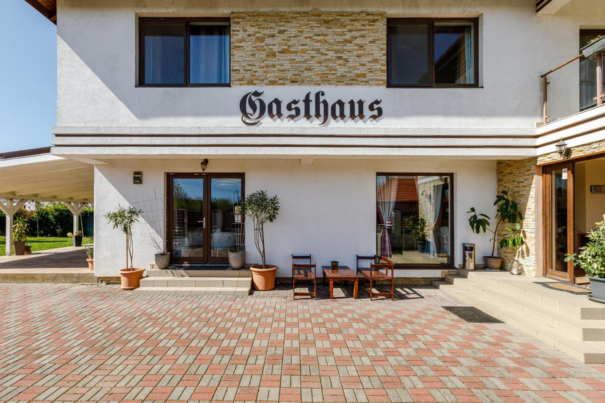Gasthaus Sacalaz Hotel Timisoara Bagian luar foto