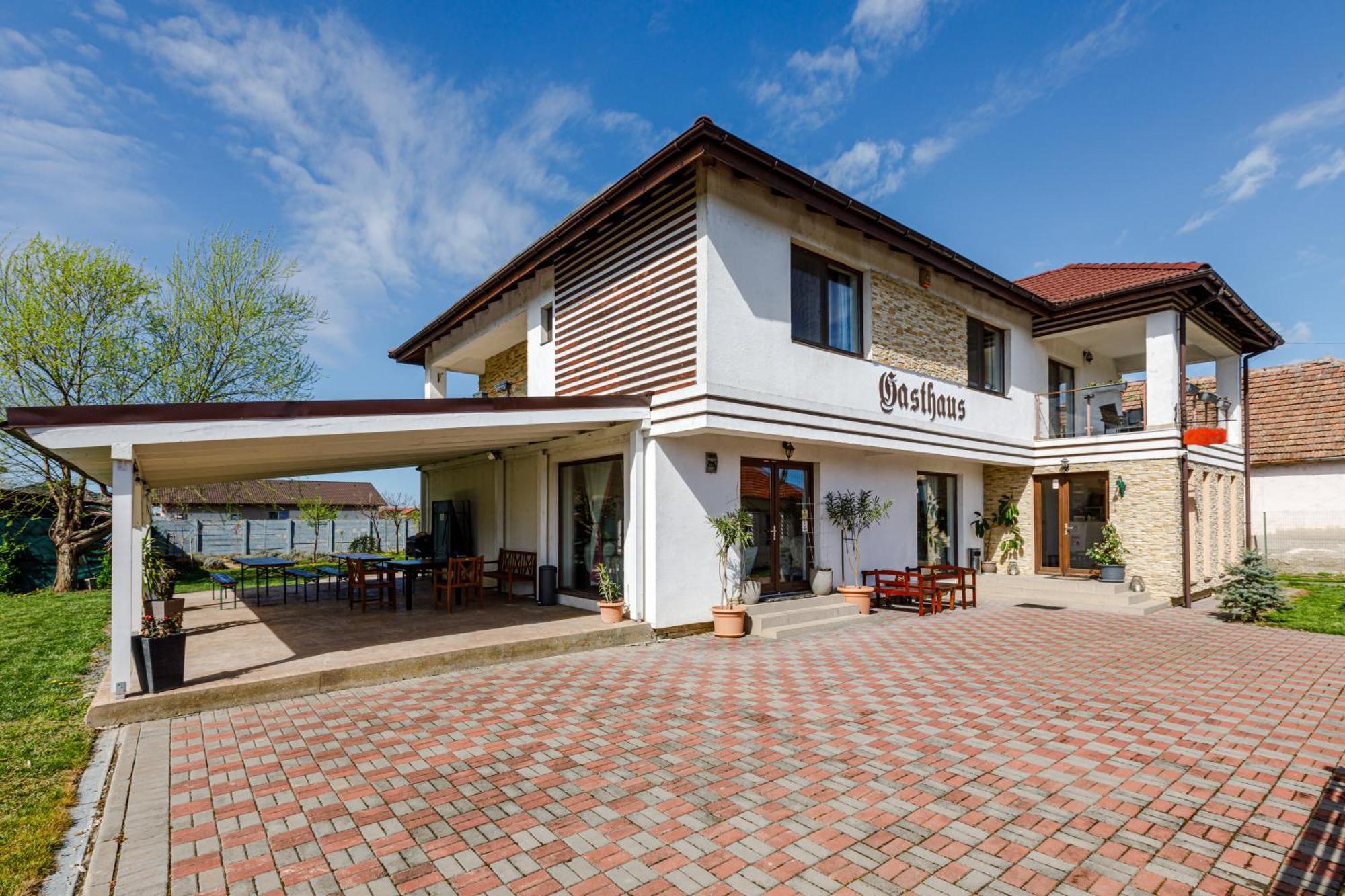 Gasthaus Sacalaz Hotel Timisoara Bagian luar foto