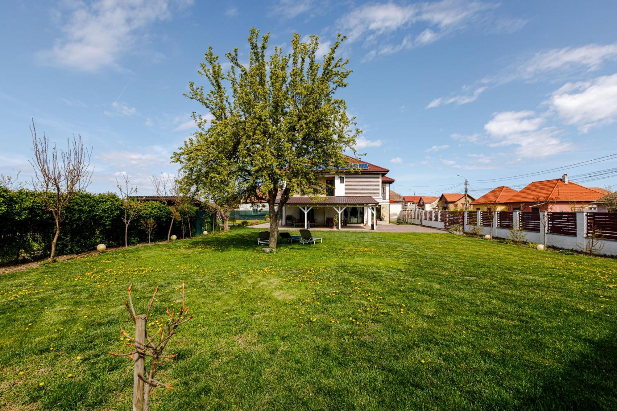 Gasthaus Sacalaz Hotel Timisoara Bagian luar foto